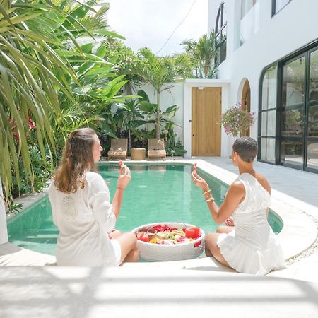 Villa Julia Blanca Kerobokan Екстериор снимка